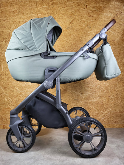 My Junior Vita Unique Kinderwagen - Grau Gestell - Hellgrün in gutem Zustand
