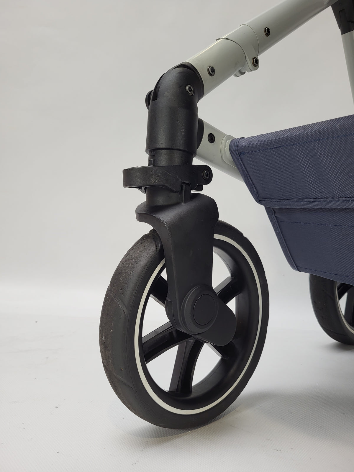 ABC-Design - Vicon 4