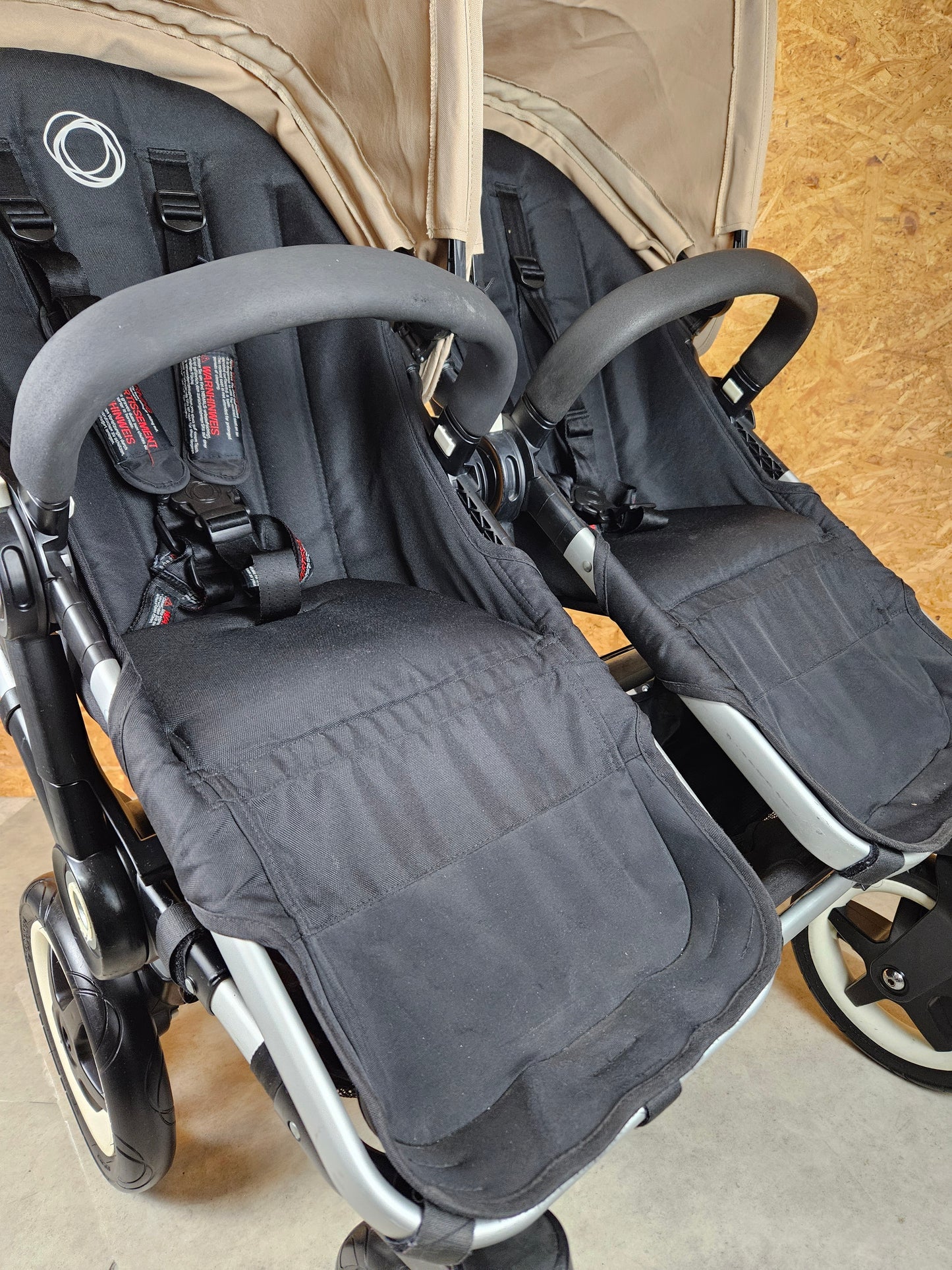 Bugaboo - Donkey Duo Kinderwagen (1 Liegewanne / 2 Sportsitze) inkl. seitliche Gepäcktasche - Ivory - in gutem Zustand