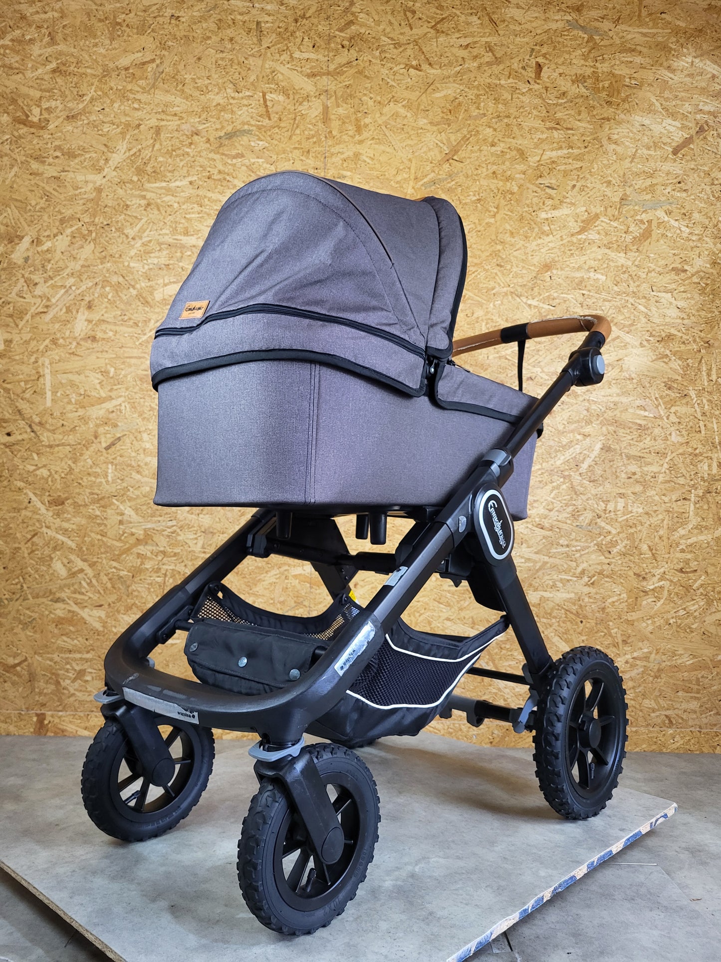 Emmaljunga - NXT90 Flat Outdoor Kombikinderwagen (Sportsitz und Liegewanne) - Grün in gutem Zustand