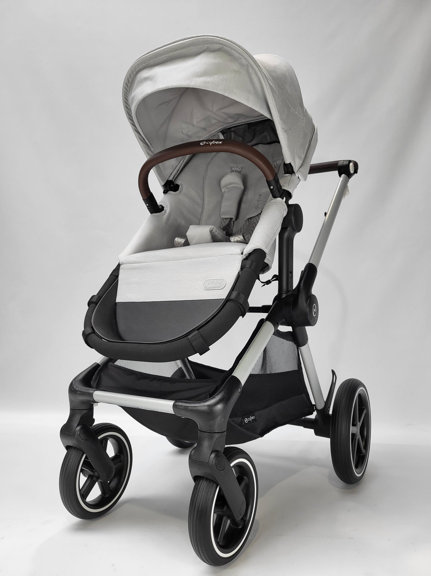 Cybex - Eos Lux