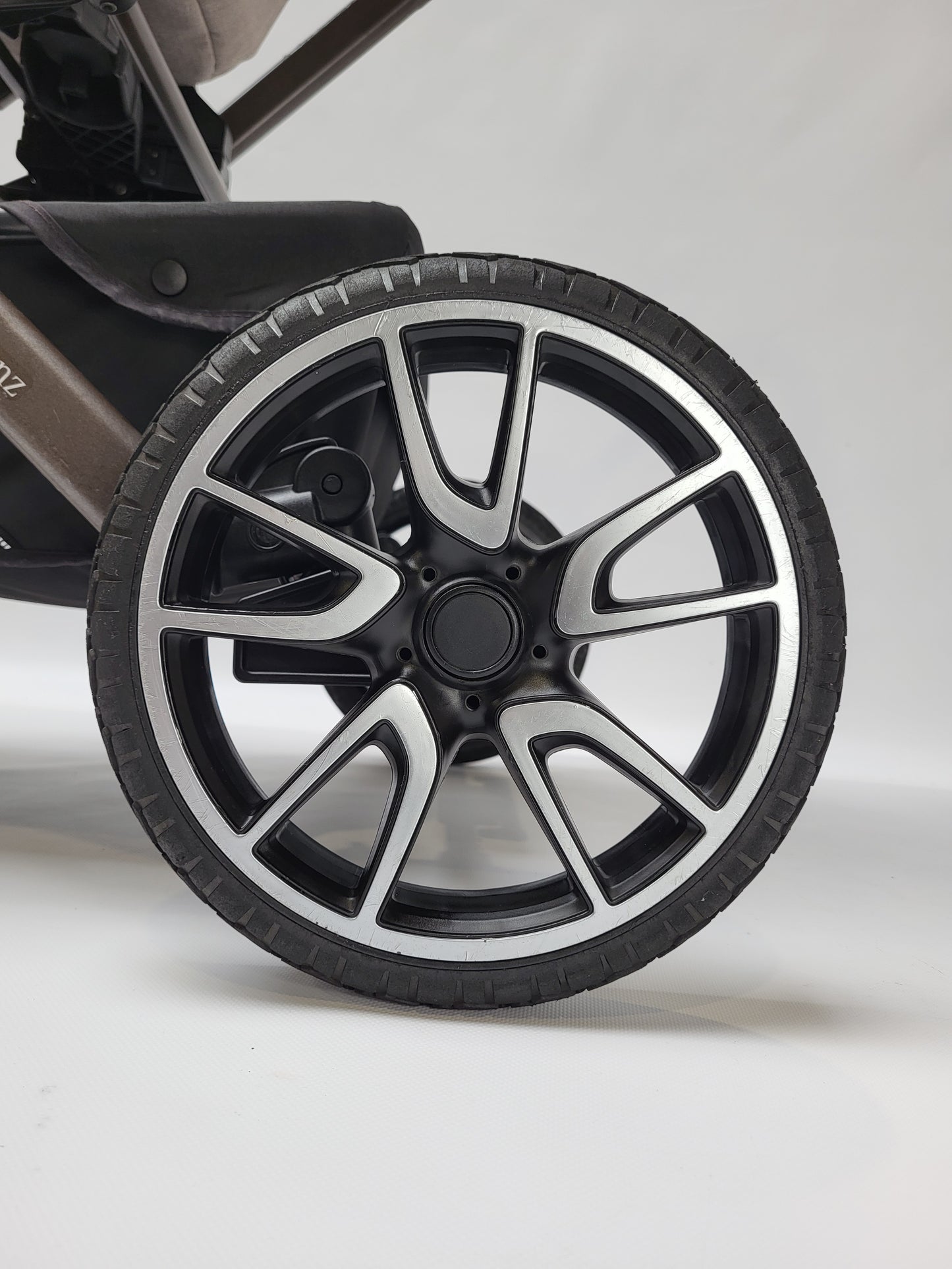 Hartan - Mercedes Benz Avantgarde All-Terrain Tartufo