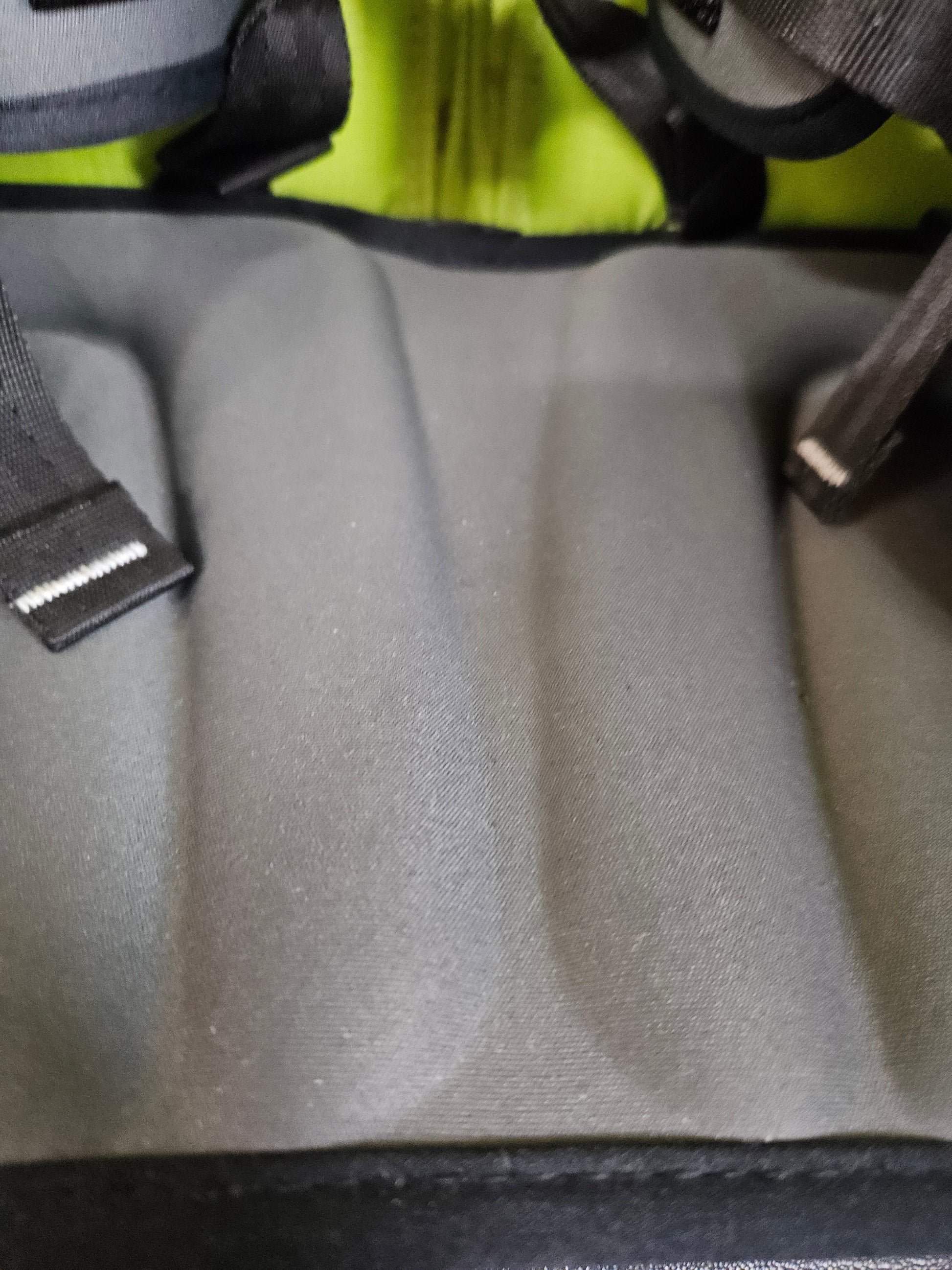 Thule - Cab 2 Fahrradanhänger - Grün in sehr Gutem Zustand 12