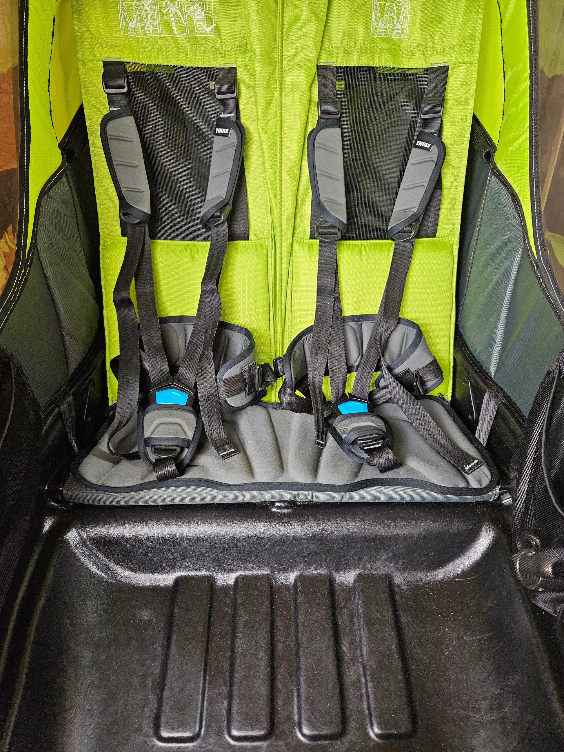 Thule - Cab 2 Fahrradanhänger - Grün in sehr Gutem Zustand 10