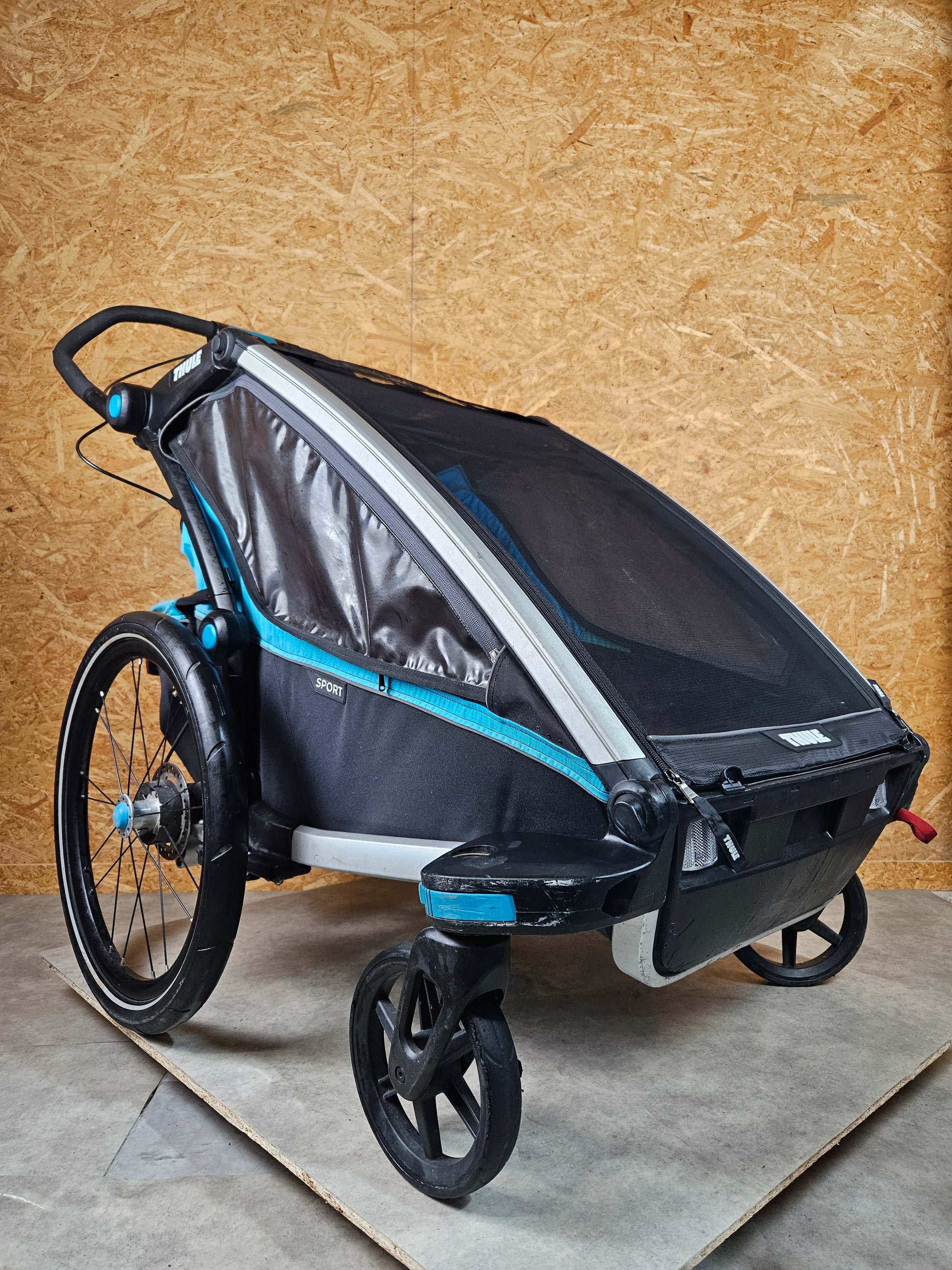 Thule - Sport 2 Fahrradanhänger - Blau in Gutem Zustand 1